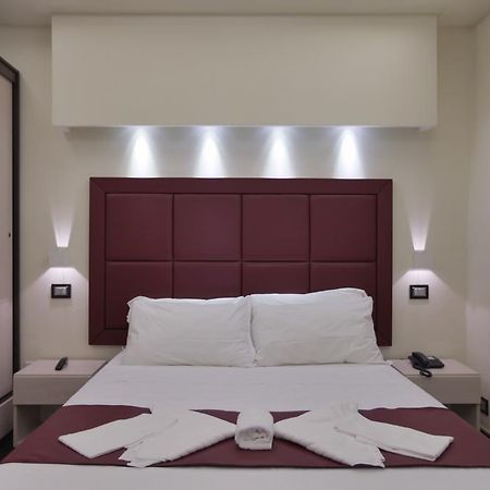 Eurohome Comfort Apartment Синья Экстерьер фото