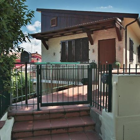 Eurohome Comfort Apartment Синья Экстерьер фото