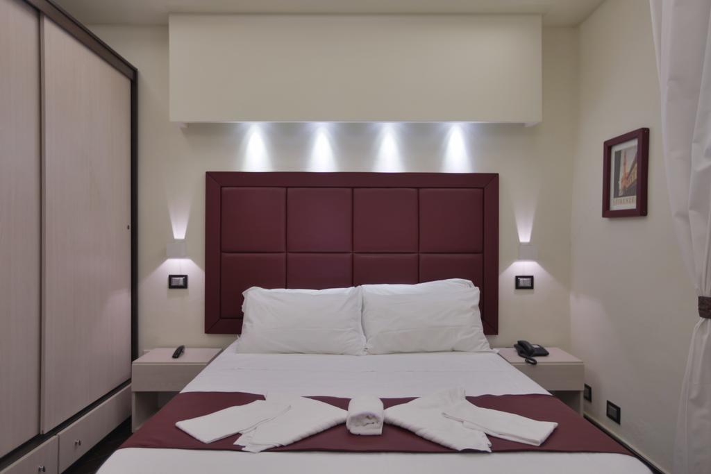 Eurohome Comfort Apartment Синья Экстерьер фото